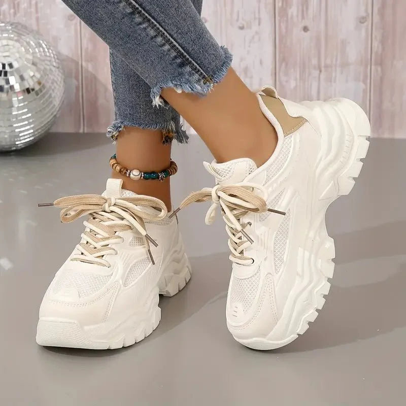 nova-comfy-trendy-sneakers-350968.webp